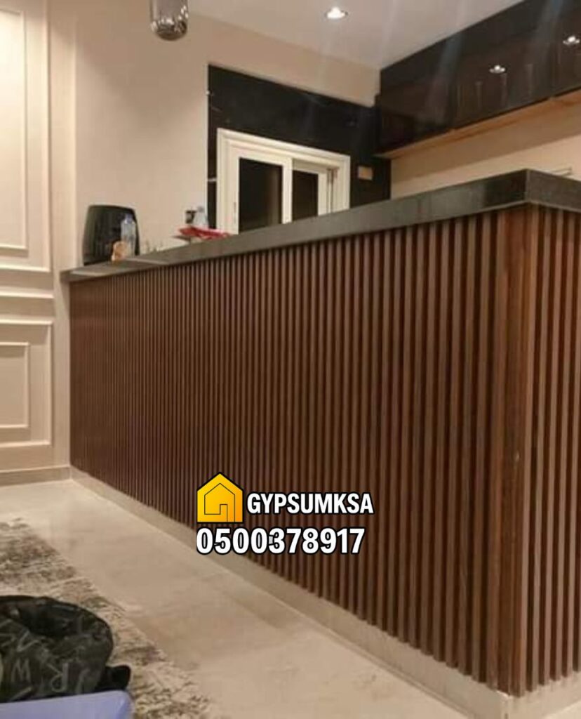 معلم دهانات وديكورات محترف في الرياض يقدم خدمات راقية بأسعار مناسبة. دهانات جوتن وجبس بورد وتصاميم عصرية. اتصل الآن 0500378917 أو تواصل واتساب مباشرة